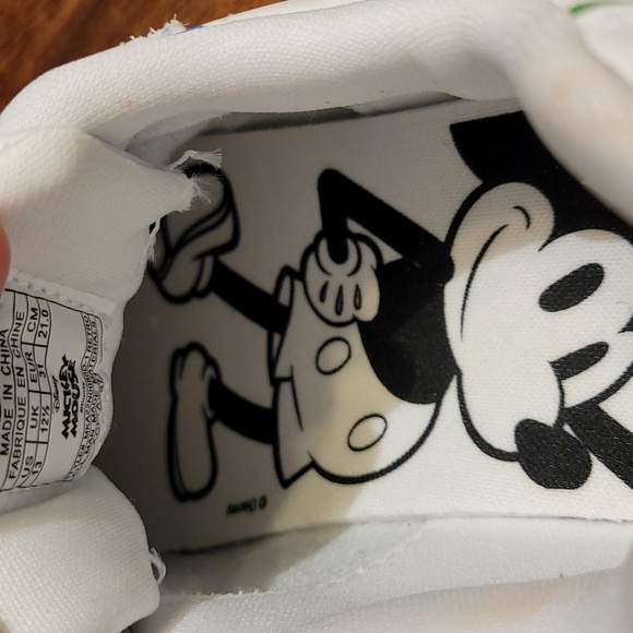 NEW Disney Mickey Mouse Shoes - Picture 7 of 9